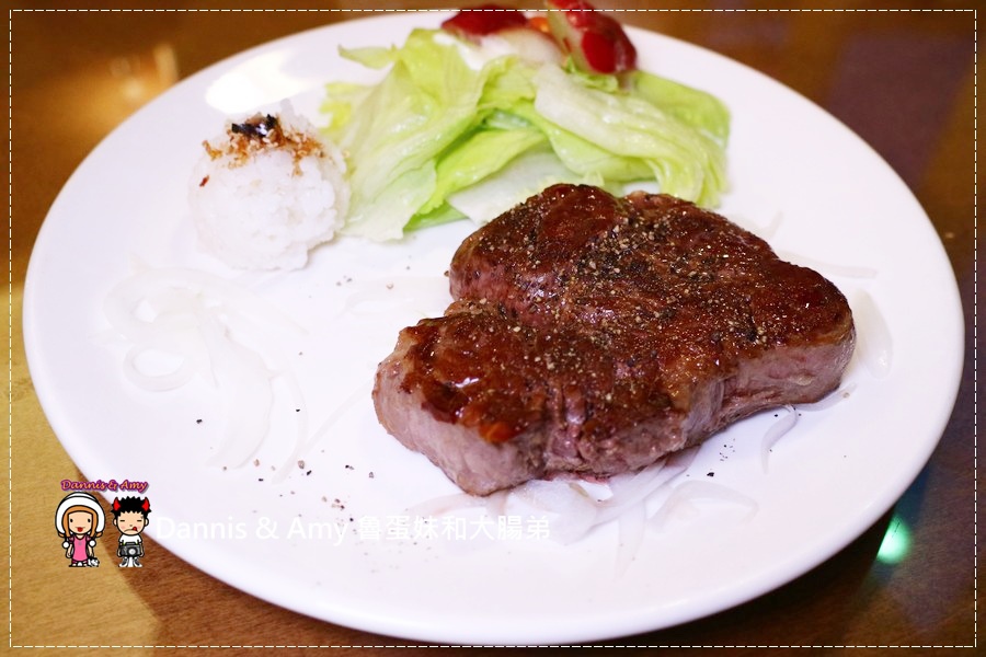 20170605《新竹湖口工業區美食》精華牛排館。平價大份量。菲力牛排。神戶牛排。無限享用自助吧。聚餐推薦︱免費停車場。免服務費（影片） (12).jpg