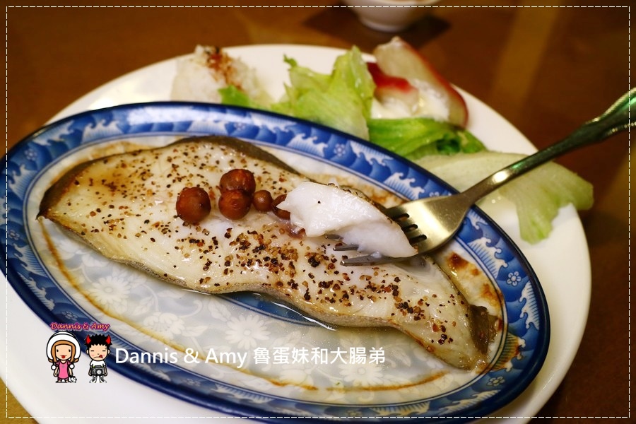 20170605《新竹湖口工業區美食》精華牛排館。平價大份量。菲力牛排。神戶牛排。無限享用自助吧。聚餐推薦︱免費停車場。免服務費（影片） (3).jpg