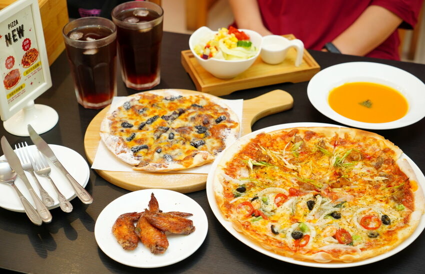 【大溪老街】卡薩義式披薩.現點現做手工薄脆美味披薩! 也是親子餐廳!