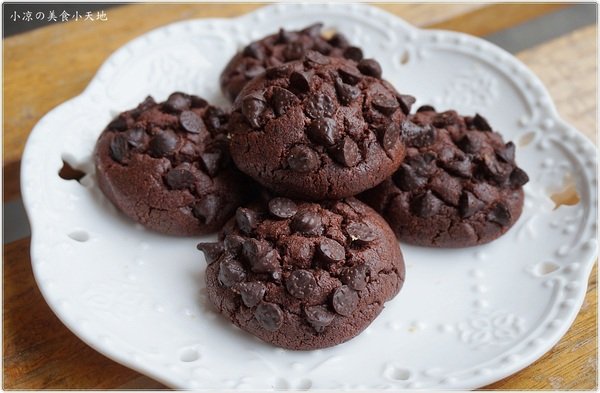 Chiyis齊益烘焙坊：『台中。西區』齊益烘焙坊║公益路蔬食烘焙坊，自製培養酵母，飄出天然養生歐胖，另有搶手伴手禮重乳酪、曲奇餅乾