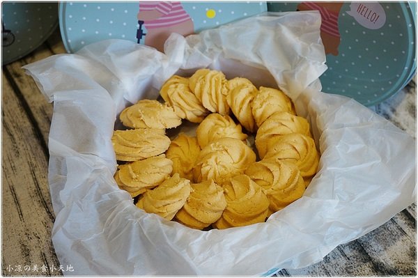 Chiyis齊益烘焙坊：『台中。西區』齊益烘焙坊║公益路蔬食烘焙坊，自製培養酵母，飄出天然養生歐胖，另有搶手伴手禮重乳酪、曲奇餅乾