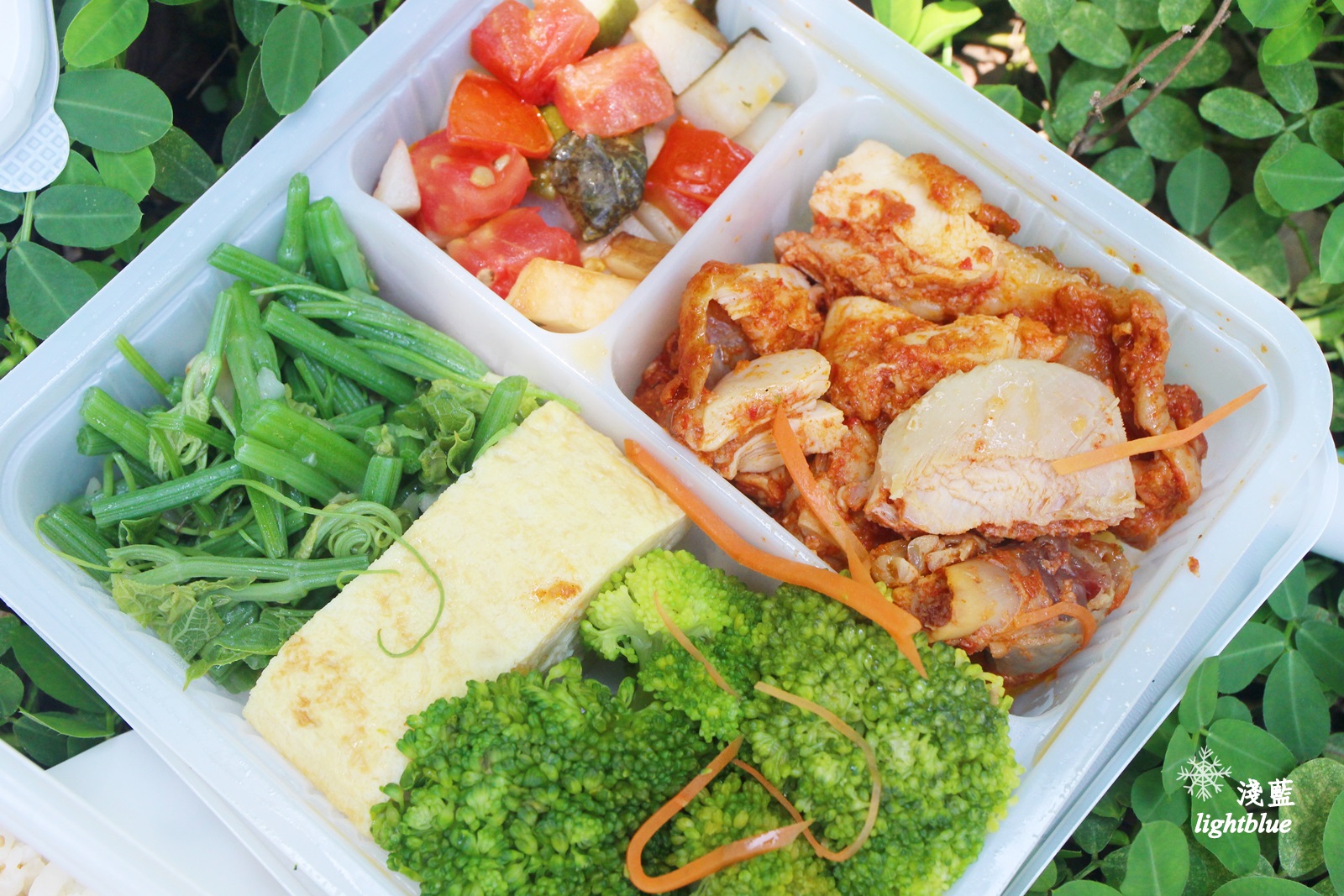 午餐外送/自取餐盒：蜂鳥食堂～多蔬菜，減油不清淡的美味健康飯盒，app訂購結帳好方便