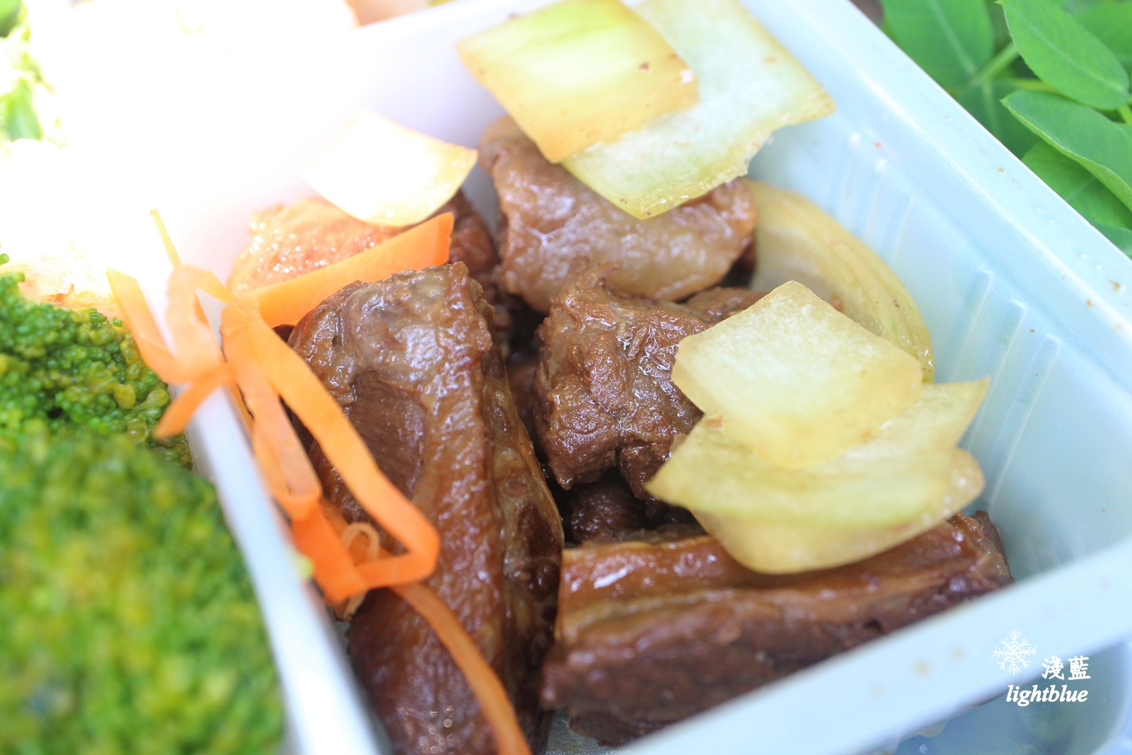 午餐外送/自取餐盒：蜂鳥食堂～多蔬菜，減油不清淡的美味健康飯盒，app訂購結帳好方便