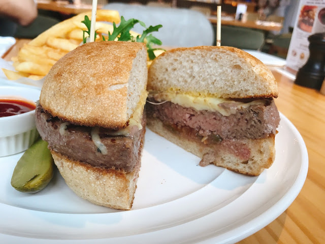 [食記] 新竹 Sarabeths紐約早餐女王。雙人分享餐，多款選擇、更划算!(巨城SOGO店)