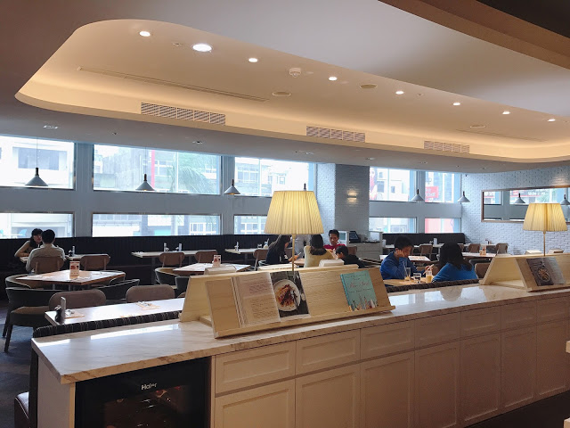 [食記] 新竹 Sarabeths紐約早餐女王。雙人分享餐，多款選擇、更划算!(巨城SOGO店)