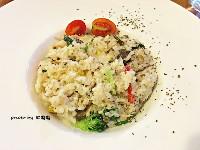 【台中 南屯】柒晌。我的菜🍵咖啡🍴蔬食🍸果汁,豐樂公園附近的蔬食餐廳,食材新鮮,餐點對身體較無負擔😊😊😊