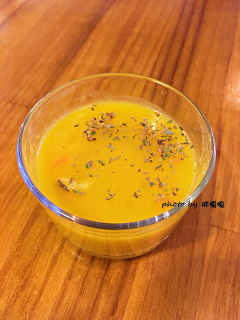 【台中 南屯】柒晌。我的菜🍵咖啡🍴蔬食🍸果汁,豐樂公園附近的蔬食餐廳,食材新鮮,餐點對身體較無負擔😊😊😊