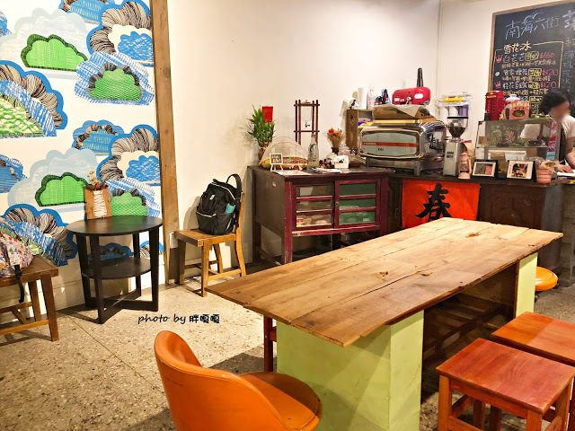 【台中 北區】南海六街🍨大玩創意的復古冰品店，桂花拿鐵口味好吸引人，還有啤酒為基底的啤酒嚕冰花 🍺🍻抓住秋冬前可以吃冰的時刻，衝一波吧！