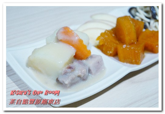 茶自點(豐原廟東店)：豐原泡沫紅茶店．夜市外的休閒美食歇脚新選擇──茶自點豐原廟東店