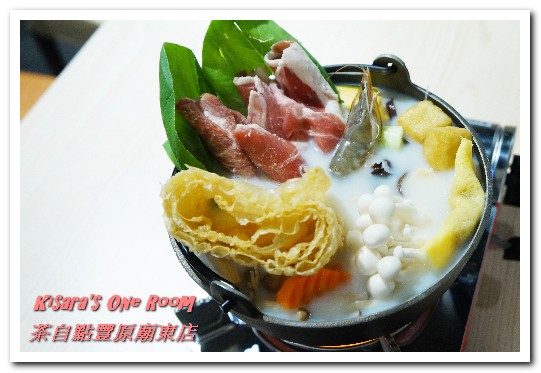 茶自點(豐原廟東店)：豐原泡沫紅茶店．夜市外的休閒美食歇脚新選擇──茶自點豐原廟東店