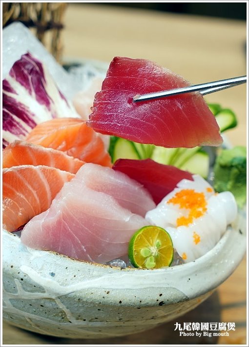 【台北內湖美食】九尾韓國豆腐煲連鎖專賣店.韓式料理店也有賣日本料理!當季食材創意料理,好看又好吃!