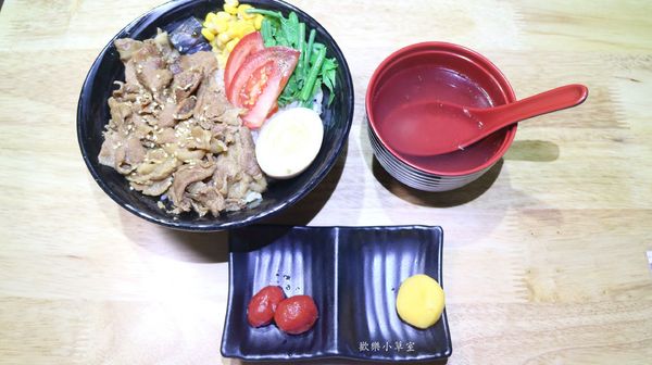 饕鮮屋平價丼飯:【台北美食】高CP值丼飯,饕鮮屋平價丼飯@捷運石牌站/石牌商圈/石牌綜合市場