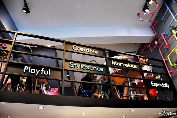 【台中。美食】 北區 / 芙露愛思 F.lu ICE，黃綠紅三色繽紛雪花冰，粉色系的工業風格，少女拍照夢幻系列，IG熱門打卡景點