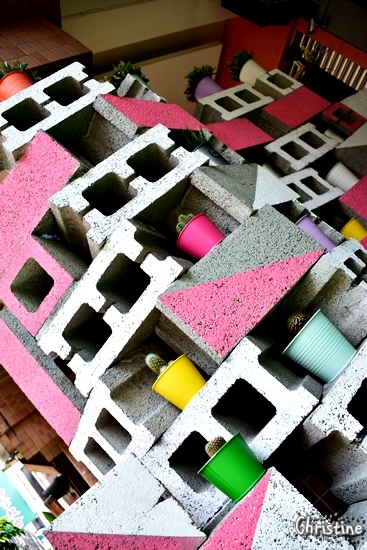 【台中。美食】 北區 / 芙露愛思 F.lu ICE，黃綠紅三色繽紛雪花冰，粉色系的工業風格，少女拍照夢幻系列，IG熱門打卡景點