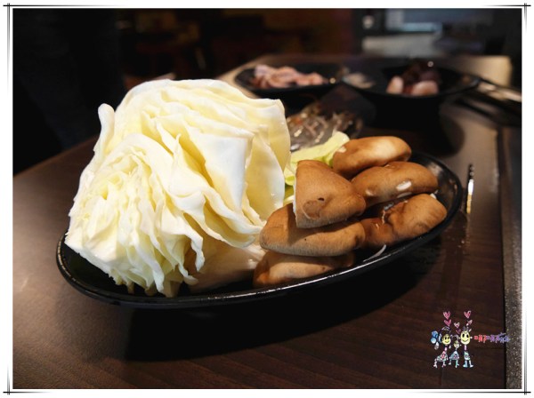 【桃園美食】一燒十味昭和園內壢省桃店~超好停車用IPAD點餐的燒肉吃到飽