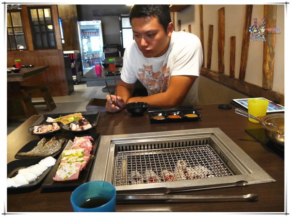 【桃園美食】一燒十味昭和園內壢省桃店~超好停車用IPAD點餐的燒肉吃到飽