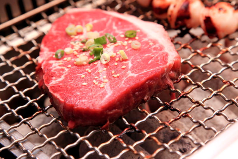 [桃園內壢]桃園燒烤吃到飽推薦，數十種食材隨你吃到飽，I PAD點餐絕不漏單！一燒十味昭和園-內壢省桃店 - 大手牽小手。玩樂趣