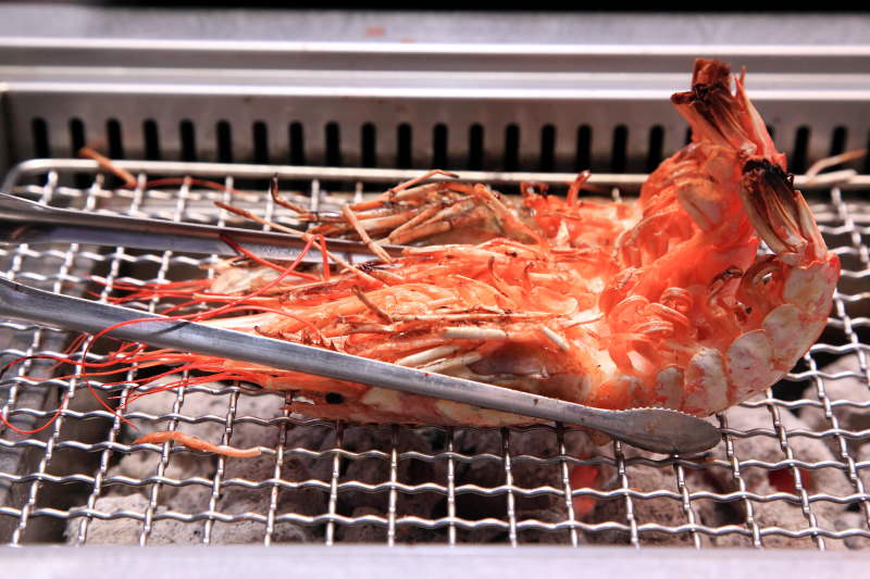 [桃園內壢]桃園燒烤吃到飽推薦，數十種食材隨你吃到飽，I PAD點餐絕不漏單！一燒十味昭和園-內壢省桃店 - 大手牽小手。玩樂趣