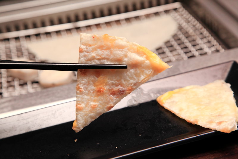 [桃園內壢]桃園燒烤吃到飽推薦，數十種食材隨你吃到飽，I PAD點餐絕不漏單！一燒十味昭和園-內壢省桃店 - 大手牽小手。玩樂趣