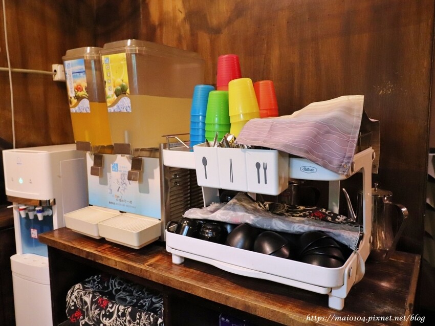 桃園中壢美食｜一燒十味昭和園內壢省桃店～火烤兩吃吃到飽、龍蝦吃到飽，自助吧冷飲、冰淇淋無限供應