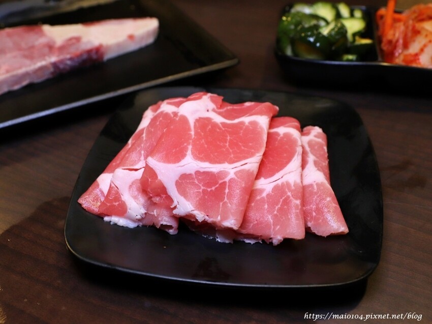 桃園中壢美食｜一燒十味昭和園內壢省桃店～火烤兩吃吃到飽、龍蝦吃到飽，自助吧冷飲、冰淇淋無限供應