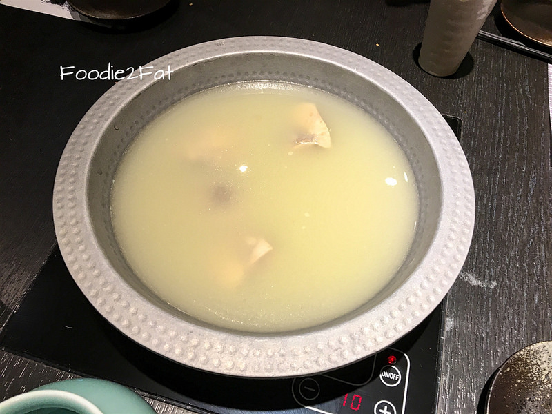 [Food2Taipei]博多華味鳥X胡同串燒│道地百年日本福岡博多水炊鍋│捷運市政府站 & 101世貿站 (台北信義區美食)