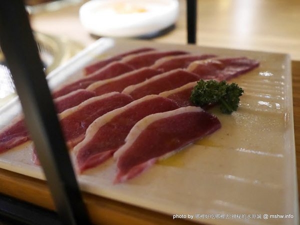 茶六燒肉堂-朝富店：【食記】台中茶六燒肉堂-台中朝富店@西屯朝馬CBD&秋紅谷 : 輕井澤燒肉力作？ 豬的種類建議可以再多些