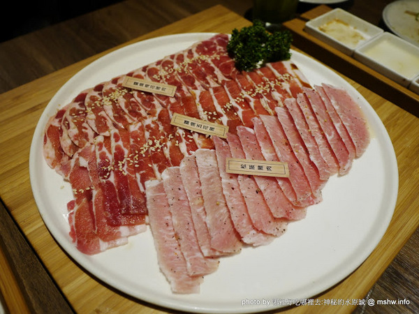 茶六燒肉堂-朝富店：【食記】台中茶六燒肉堂-台中朝富店@西屯朝馬CBD&秋紅谷 : 輕井澤燒肉力作？ 豬的種類建議可以再多些