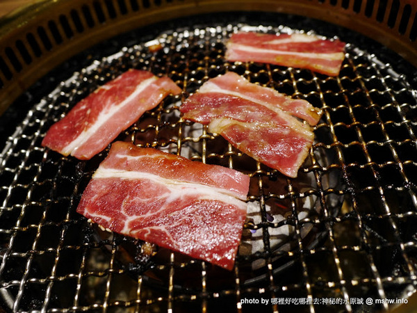 茶六燒肉堂-朝富店：【食記】台中茶六燒肉堂-台中朝富店@西屯朝馬CBD&秋紅谷 : 輕井澤燒肉力作？ 豬的種類建議可以再多些