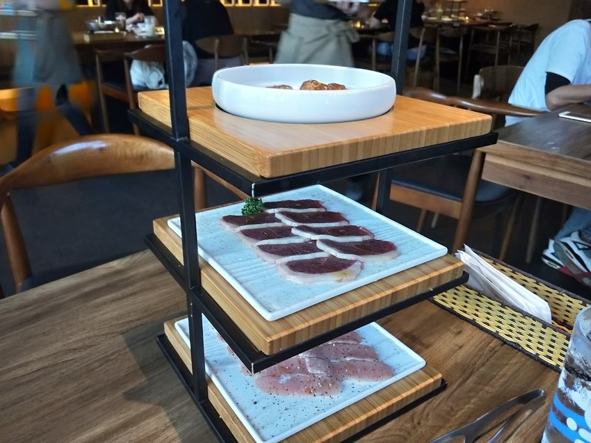 輕井澤集團美食-茶六燒肉堂-朝富店-套餐組合燒烤點餐超簡單。