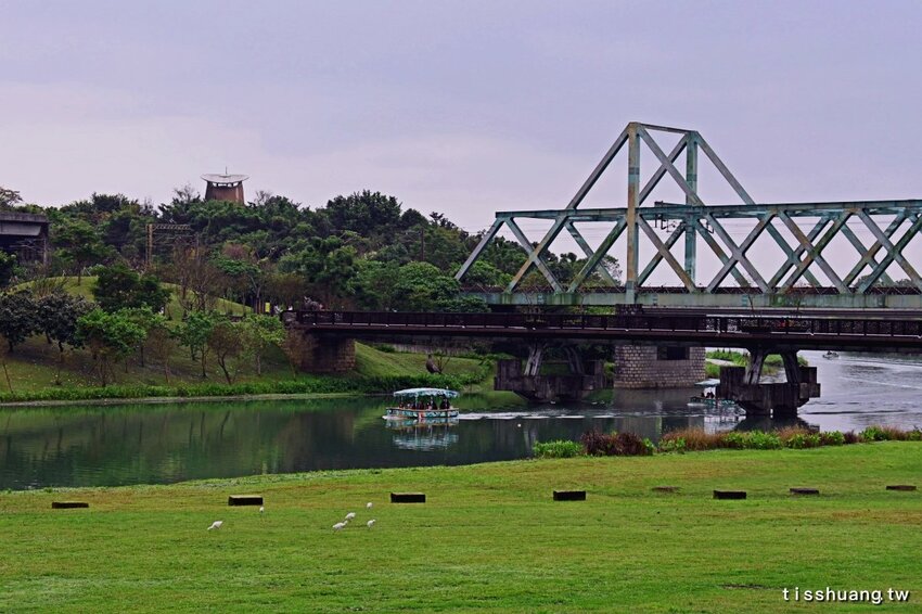 2020年宜蘭爆紅熱門IG打卡景點｜冬山河生態綠舟｜大樹公、神秘隧道媲美地中海山洞