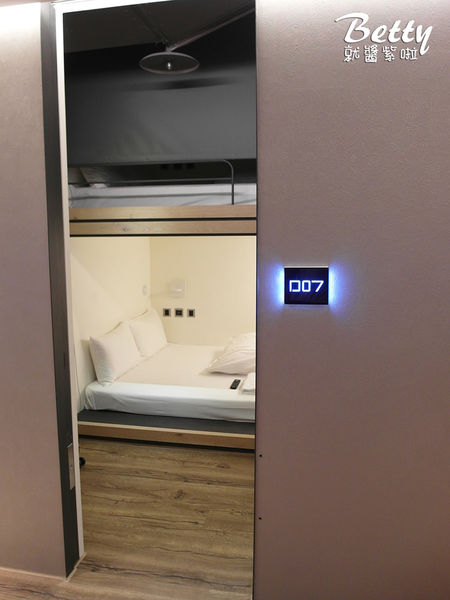 20170721台灣青旅膠囊旅店 (3).jpg