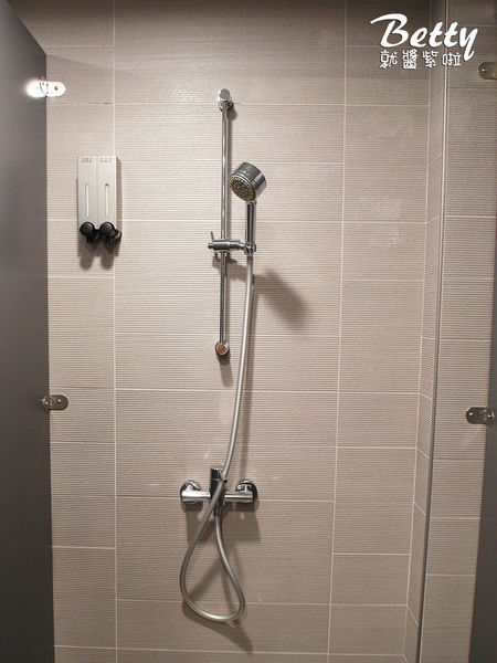 20170721台灣青旅膠囊旅店 (37).jpg