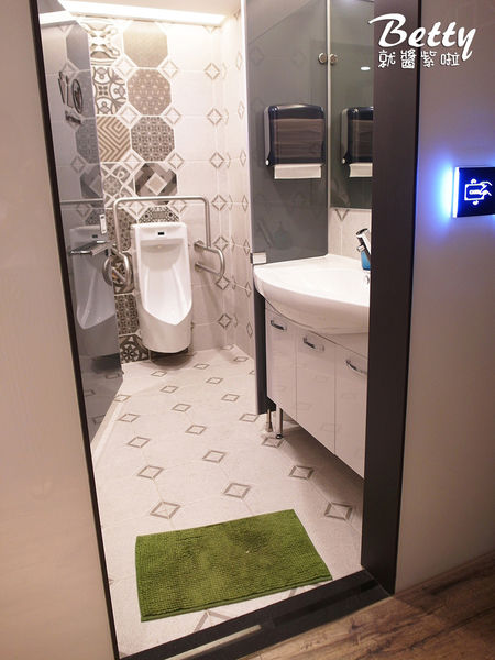 20170721台灣青旅膠囊旅店 (45).jpg