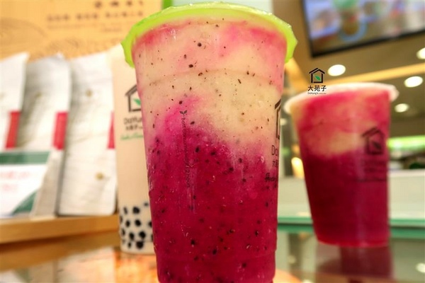 大苑子：大苑子 奇異恰恰 南投新鮮火龍果+奇異果漸層果汁 純天然水果飲料 珍珠奶茶/葡萄柚舒活~