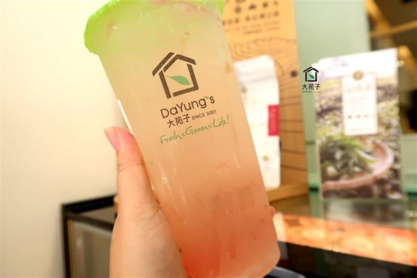 大苑子：大苑子 奇異恰恰 南投新鮮火龍果+奇異果漸層果汁 純天然水果飲料 珍珠奶茶/葡萄柚舒活~