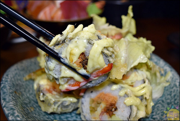 丸野鮨 日式料理(原 箱町壽司科博店)：台中高cp值日式丼飯壽司。丸野鮨日式料理。飲料冰淇淋味噌湯吃到飽。料堆到滿超實在!推薦丼飯、美式壽司吃過難忘@sunny吃喝遊樂