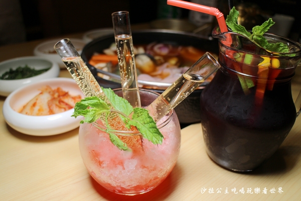 Tigertopoki 韓虎嘯(阪急百貨)：信義區排隊人氣美食『Tigertopoki 韓虎嘯(台北統一時代)』韓式料理/聚餐餐廳/捷運市政府站