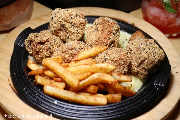 Tigertopoki 韓虎嘯(阪急百貨)：信義區排隊人氣美食『Tigertopoki 韓虎嘯(台北統一時代)』韓式料理/聚餐餐廳/捷運市政府站