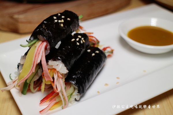 Tigertopoki 韓虎嘯(阪急百貨)：信義區排隊人氣美食『Tigertopoki 韓虎嘯(台北統一時代)』韓式料理/聚餐餐廳/捷運市政府站