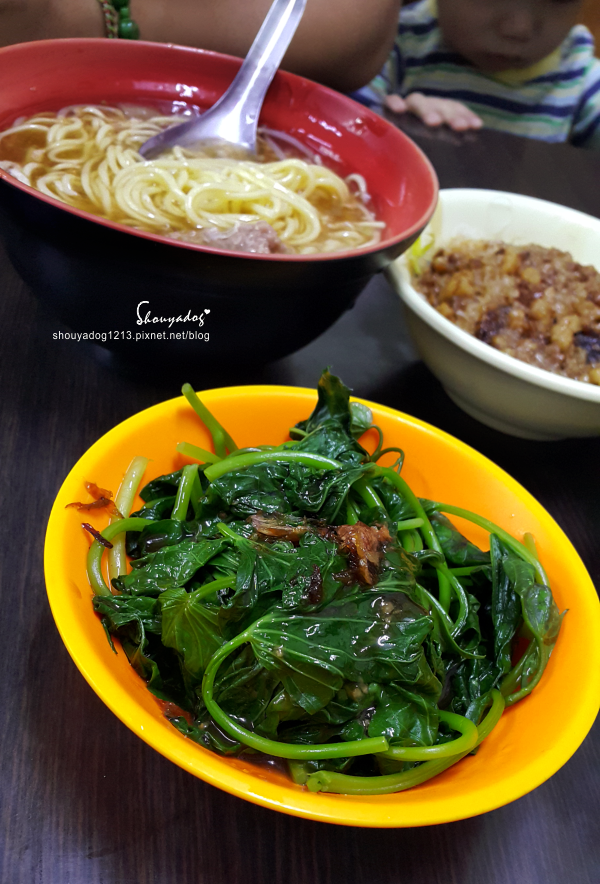 阿木師現做赤肉羹：【小吃】台灣古早味美食 阿木師現做赤肉羹X滷肉飯  in新北樹林