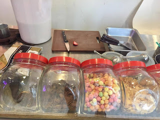 邦妮2兔-捷運忠孝復興站美食餐廳推薦-I-ce Paris(泰式炒冰)