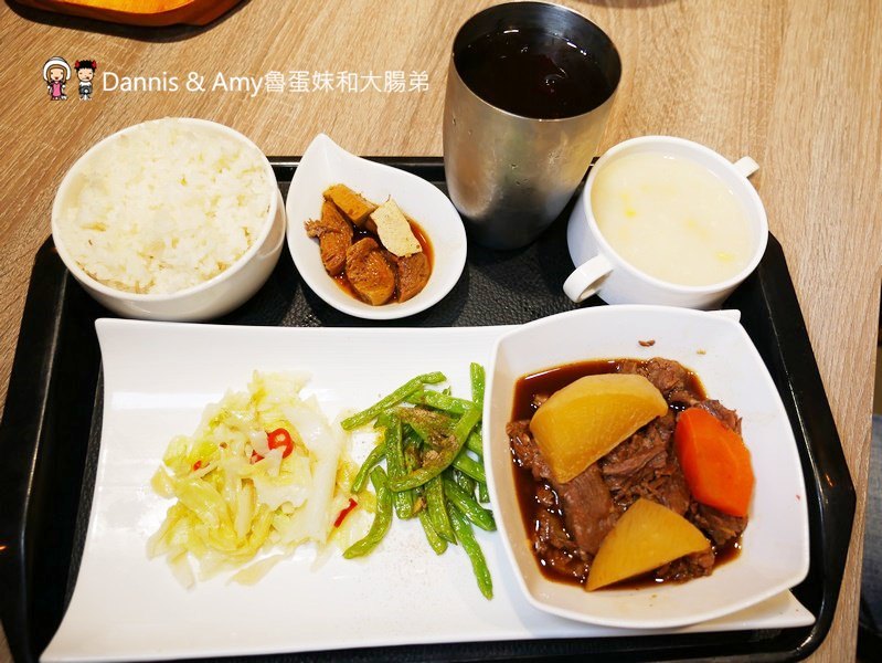 《新竹竹北餐廳》大快樂香港扒房私房風味餐新上市。新菜單分享︱（ 影片）