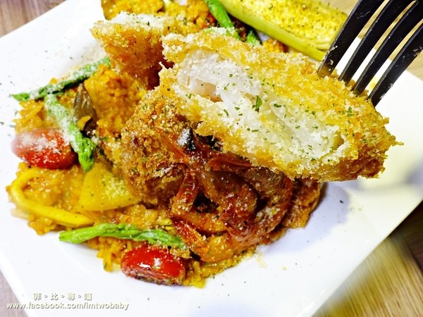 AL REVÉS顛倒restaurant:【捷運西門捷運站美食】 Al revés 顛倒餐廳-西門站 義式融合異國料理元素 碰撞出美妙創意新滋味 夢幻漸層冰沙IG打卡網美必拍!