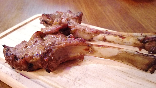 台灣燒肉（台燒）：台北通化街 台灣燒肉 吃肉吃宵夜的好地方 燈光美氣氛佳 下班後小酌好去處