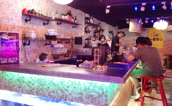 台灣燒肉（台燒）：台北通化街 台灣燒肉 吃肉吃宵夜的好地方 燈光美氣氛佳 下班後小酌好去處