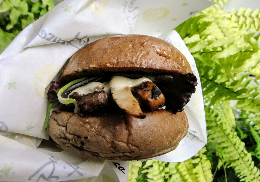 【美食】「Housebistro好適廚坊」美式餐廳,大直早午餐推薦、大直親子寵物友善餐廳 附菜單