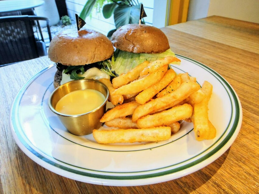 【美食】「Housebistro好適廚坊」美式餐廳,大直早午餐推薦、大直親子寵物友善餐廳 附菜單