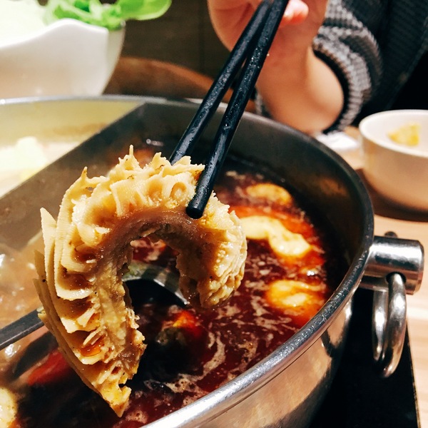 大師兄麻辣鍋：大師兄麻辣火鍋 │喝一口就上癮的麻辣湯頭，吃一口就銷魂的銷魂麵│南京復興微風廣場