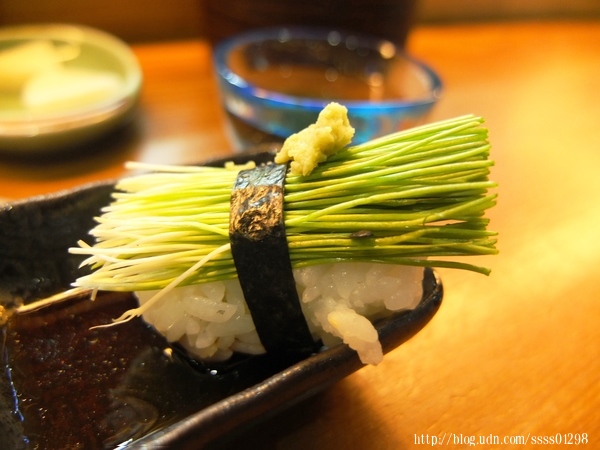 一味屋 洄瀾日本料理:花蓮美食【一味屋 洄瀾日本料理】人氣握壽司 明太子雞翅 豪華派龍蝦烏龍麵 傳統日本料理藏身街道